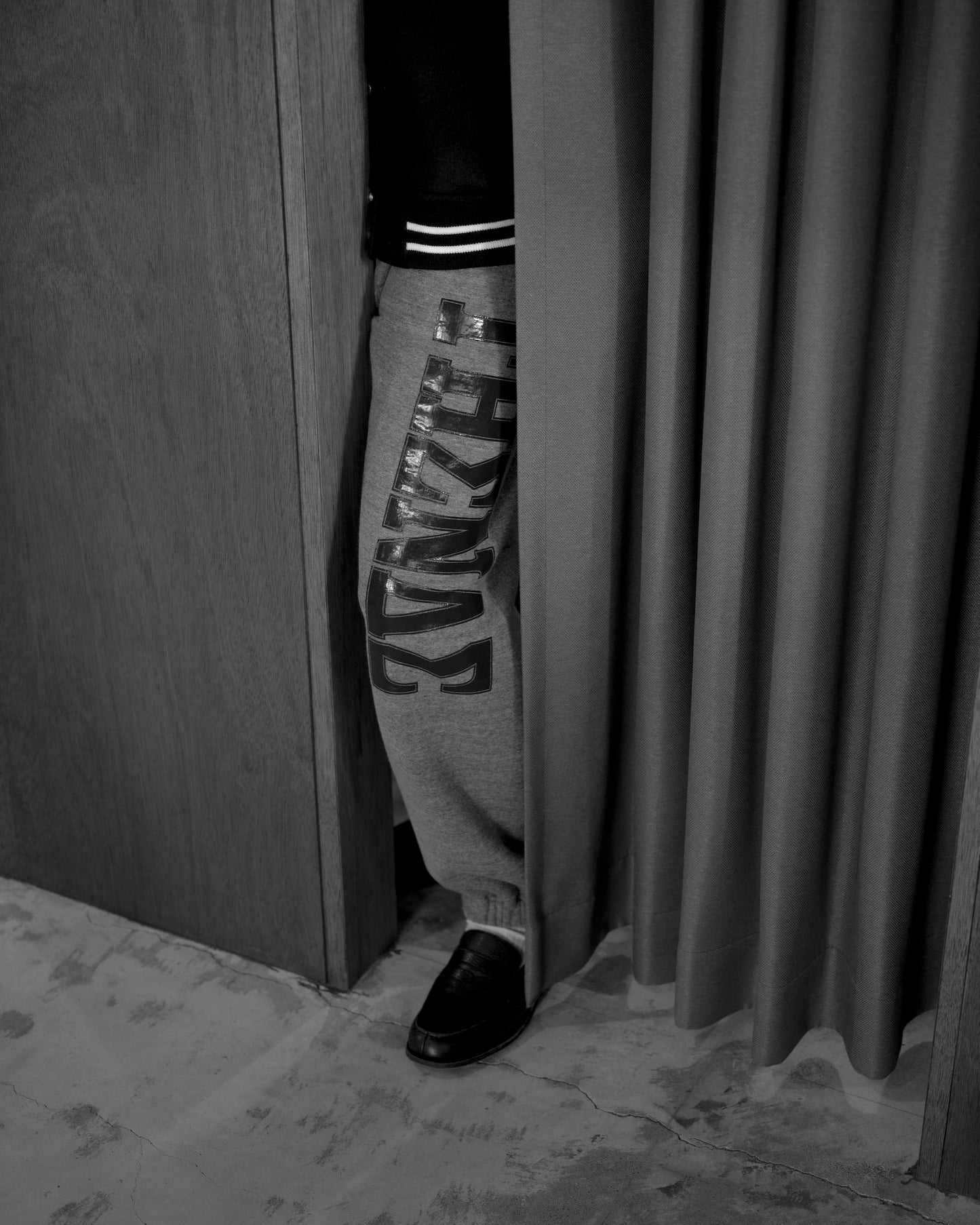 VARSITY ATHLETIC PANTS