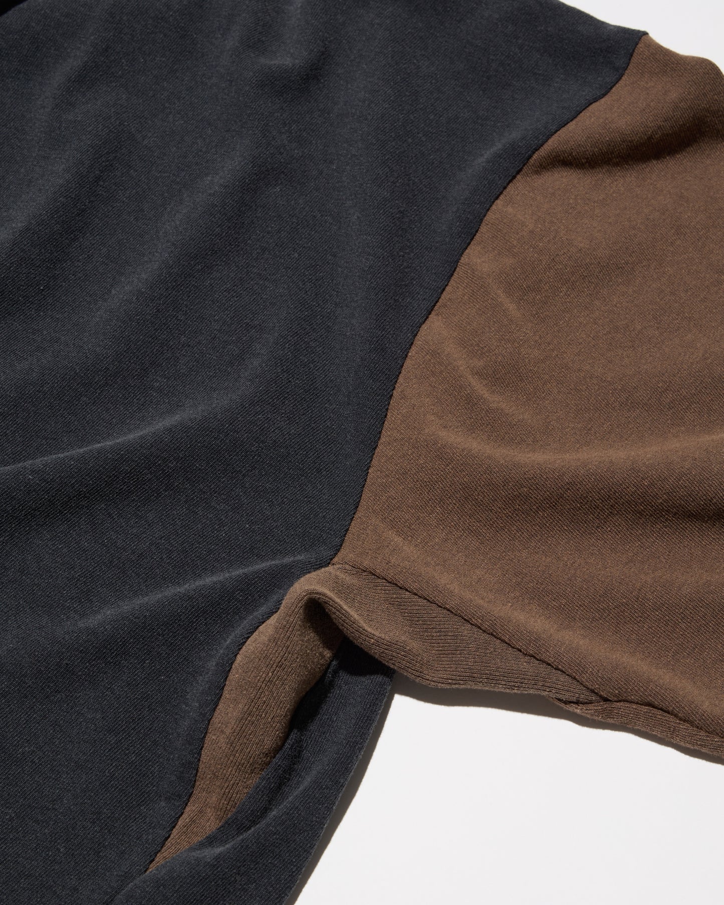 ATHLETIC PANEL TEE