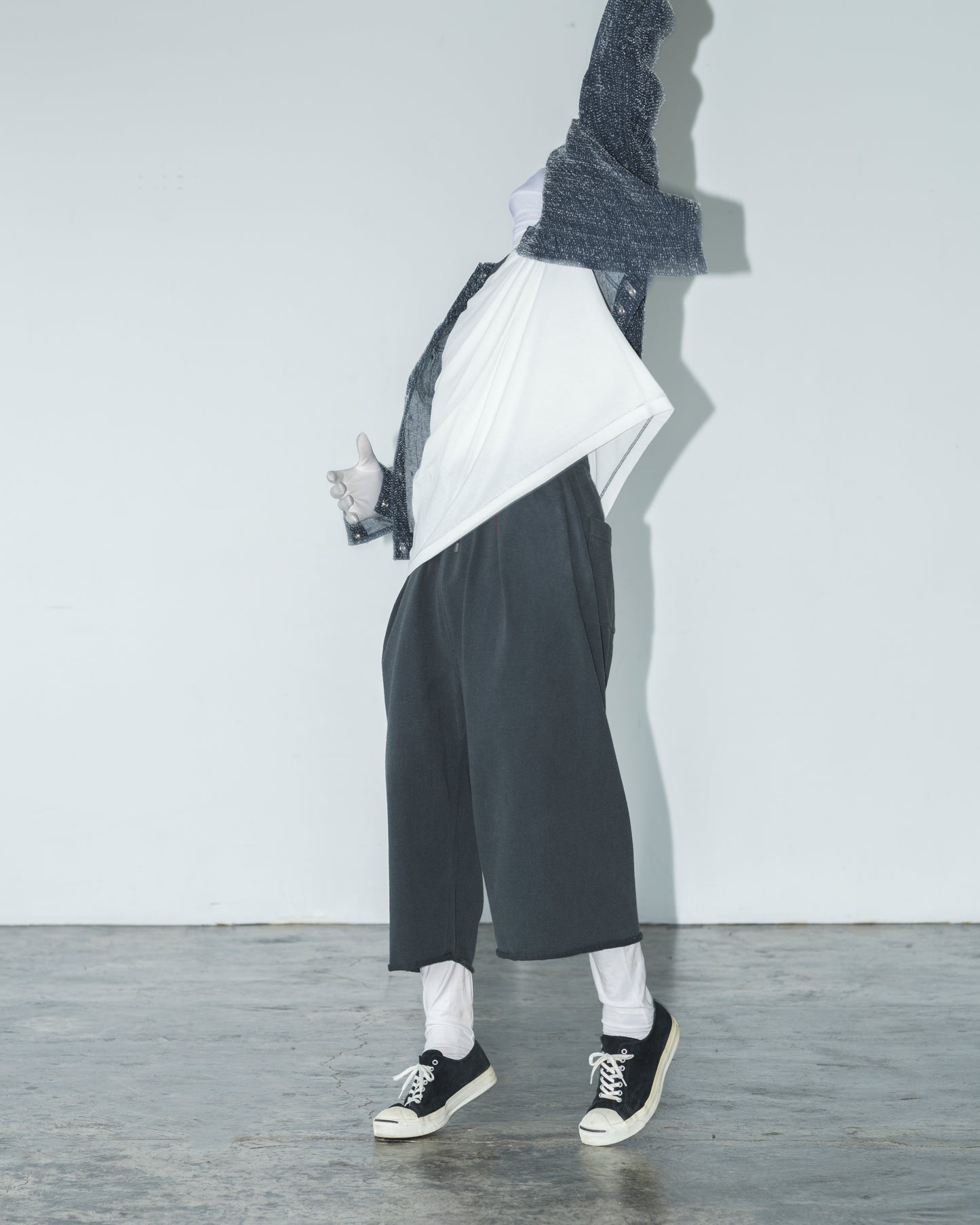 FADED SWEAT CROPPED PANTS