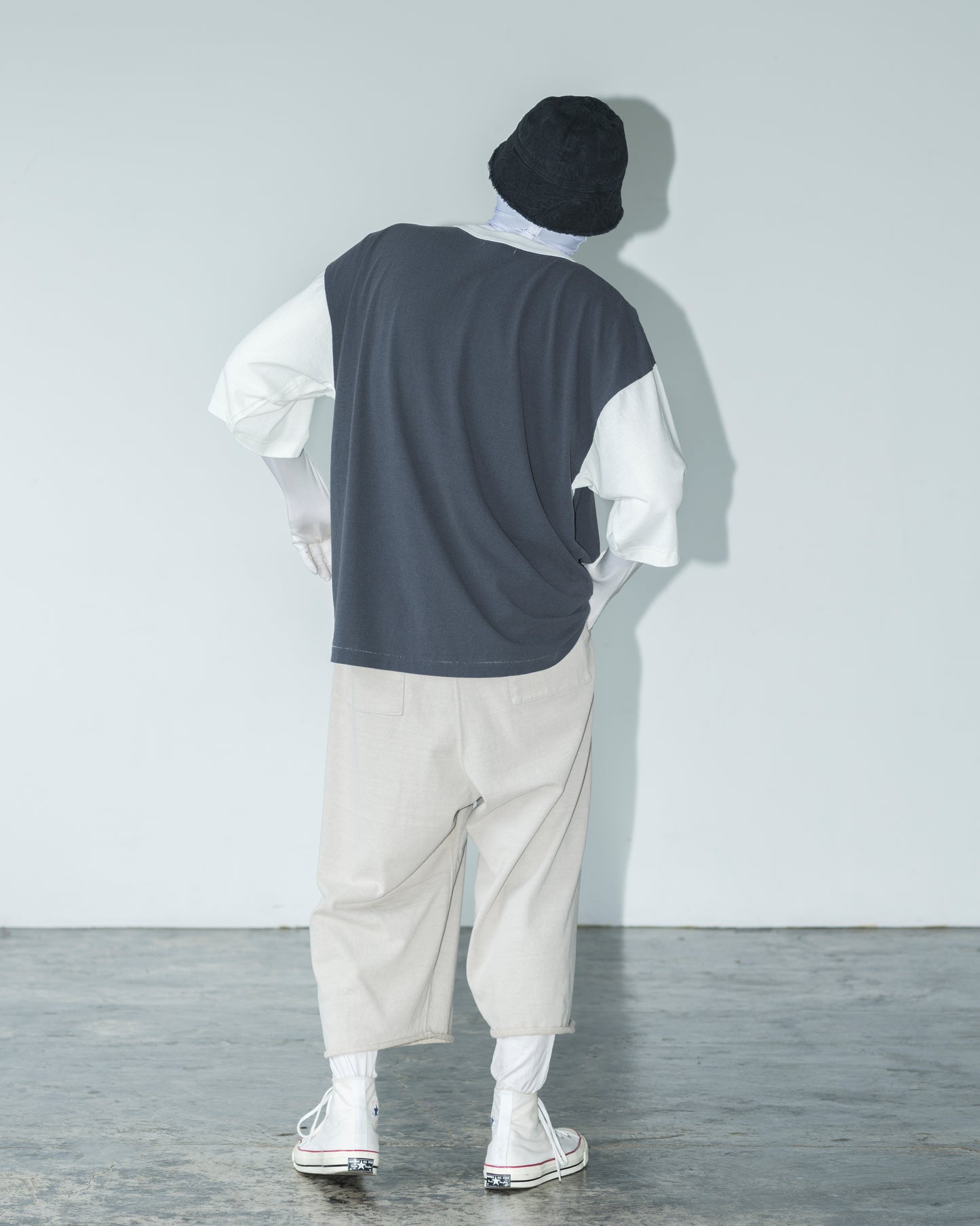 FADED SWEAT CROPPED PANTS