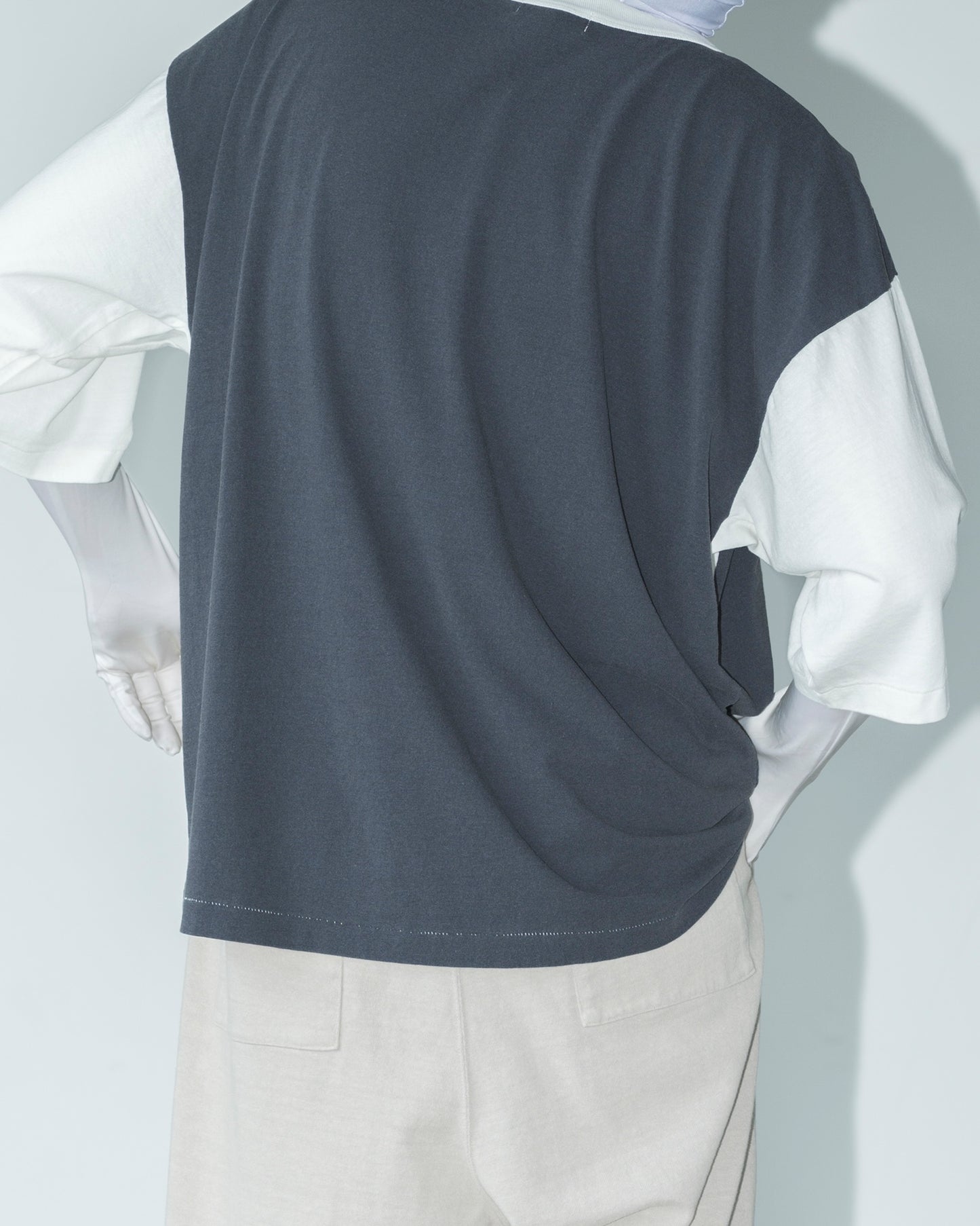 ATHLETIC PANEL TEE